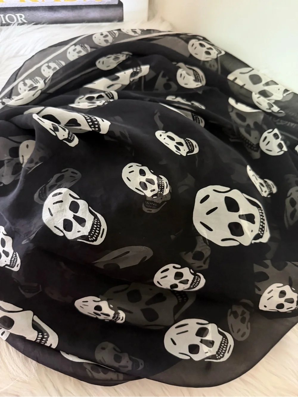 Alexander McQueen alexander mcqueen